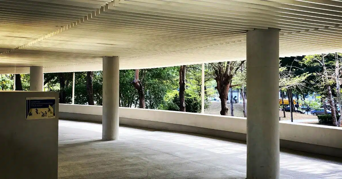 Wall Mounted Pergola With Roof for Covered Walkways - enVision Pergola Wall mounted pergola with roof covering an outdoor walkway